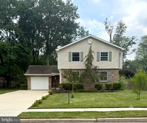 127 Deerfield Dr, Cherry Hill, NJ 08034 - #1