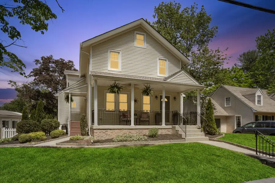 6 Summit Ave, Berlin, NJ 08009 - #2