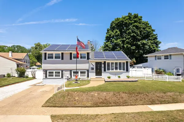 305 Cecelia Dr, BLACKWOOD, NJ 08012