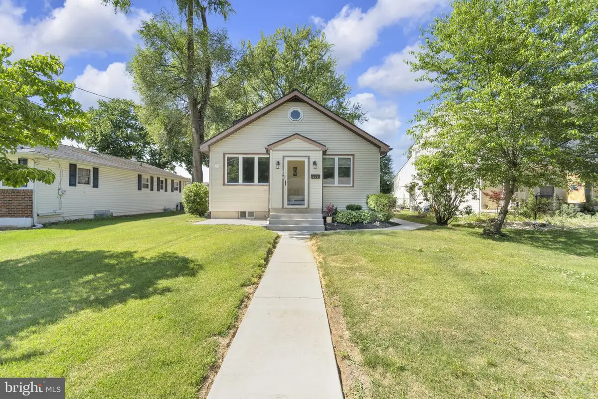 417 Roberts, Bellmawr, NJ 08031 - #1
