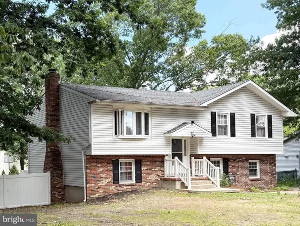1 York Ter, SICKLERVILLE, NJ 08081