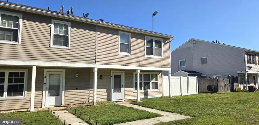 4 Lyons Ct, Sicklerville, NJ 08081 - #3