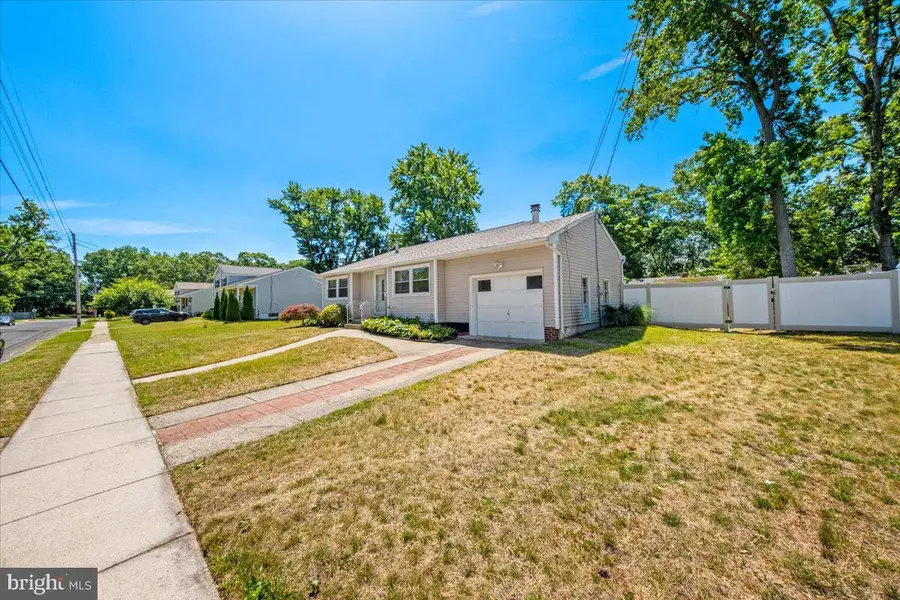 376 Cleveland Ave, West Berlin, NJ 08091 - #3
