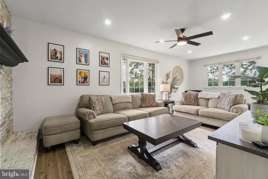17 W Central Ave, Hammonton, NJ 08037 - #2