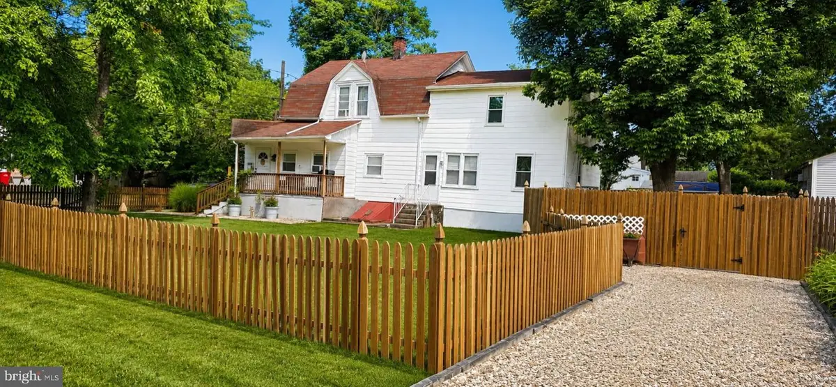 4 N Hilltop Ave, Somerdale, NJ 08083 - #1