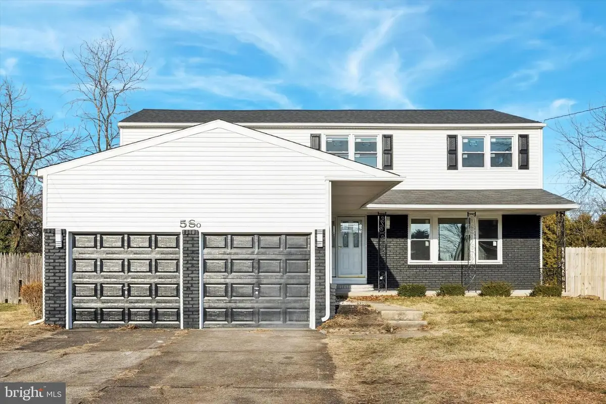 5 S Syracuse Dr, Cherry Hill, NJ 08034 - #1