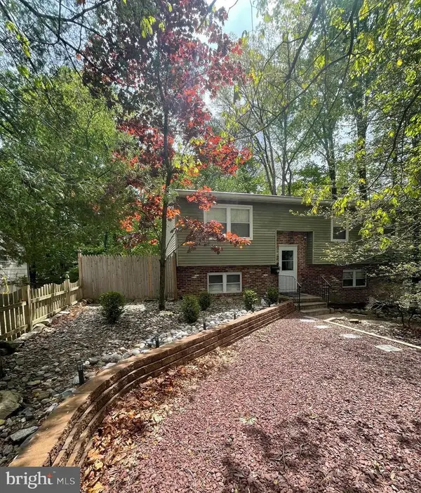 227 Chestnut Ave, LINDENWOLD, NJ 08021