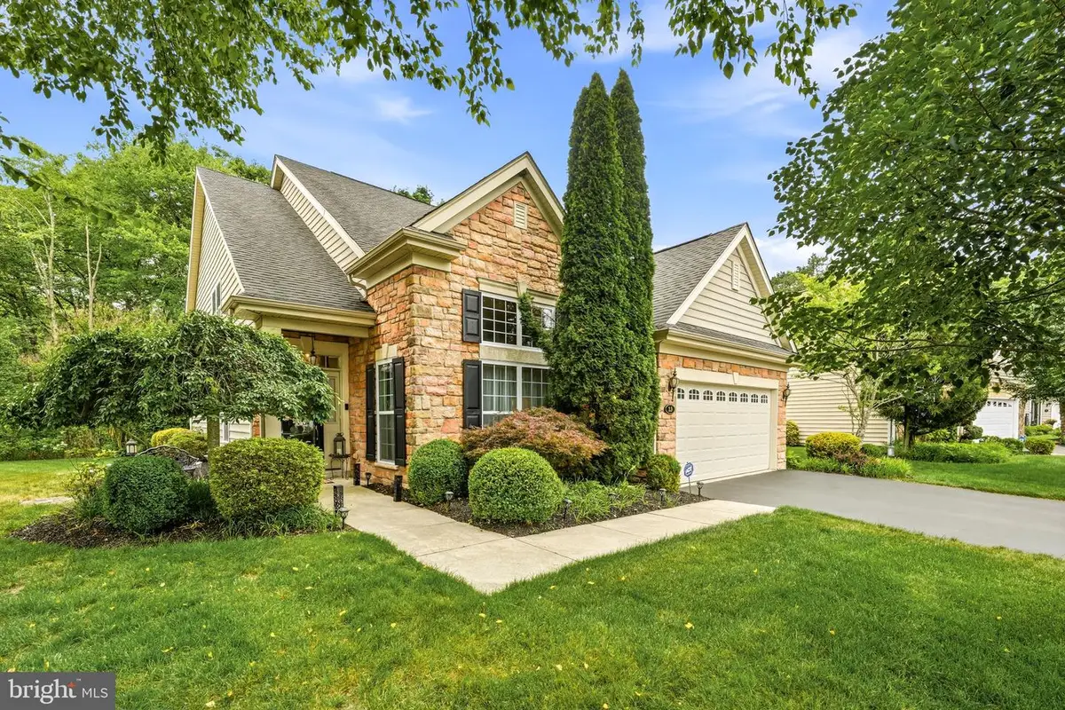13 Woodcrest Ct, Berlin, NJ 08009 - #1