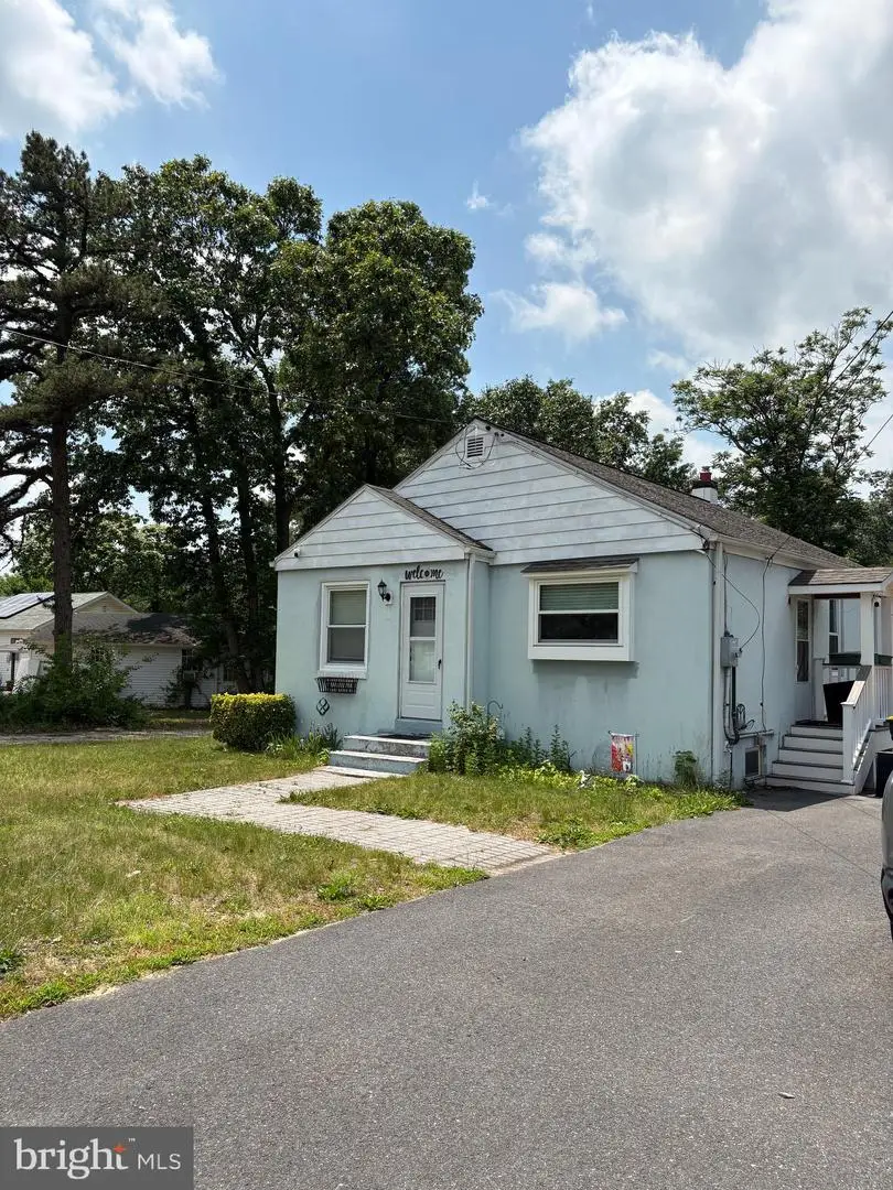 406 Oak Ave, West Berlin, NJ 08091 - #3