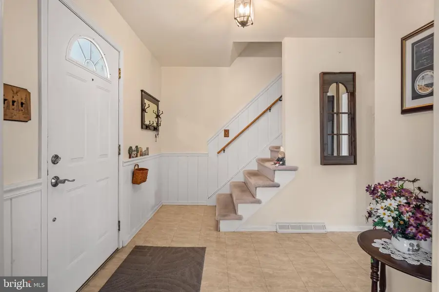 19 W Kennedy Dr, Laurel Springs, NJ 08021 - #3