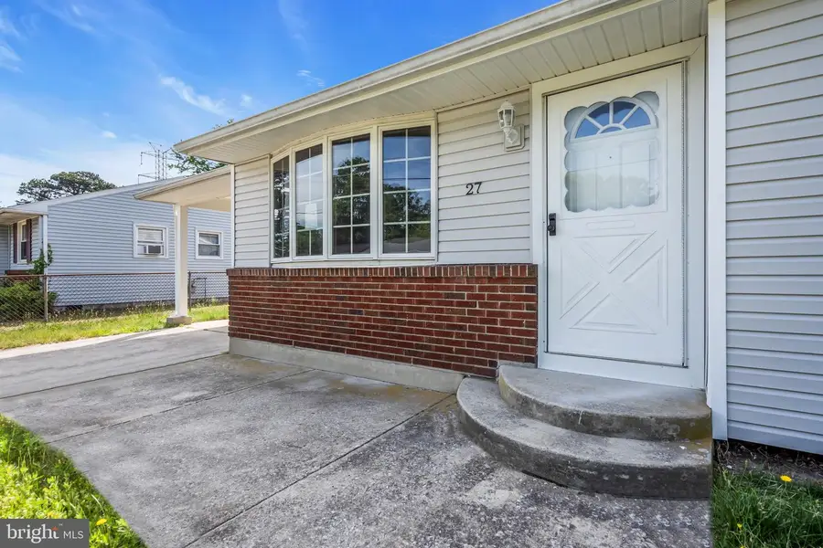 27 S Club Rd, Pine Hill, NJ 08021 - #2