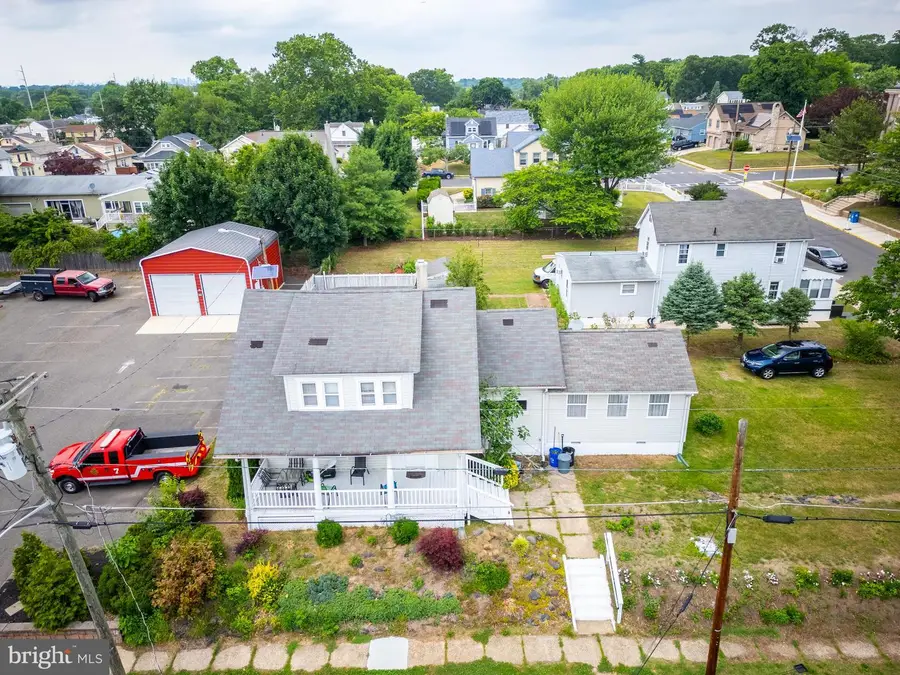 39 E 2nd Ave, Runnemede, NJ 08078 - #2