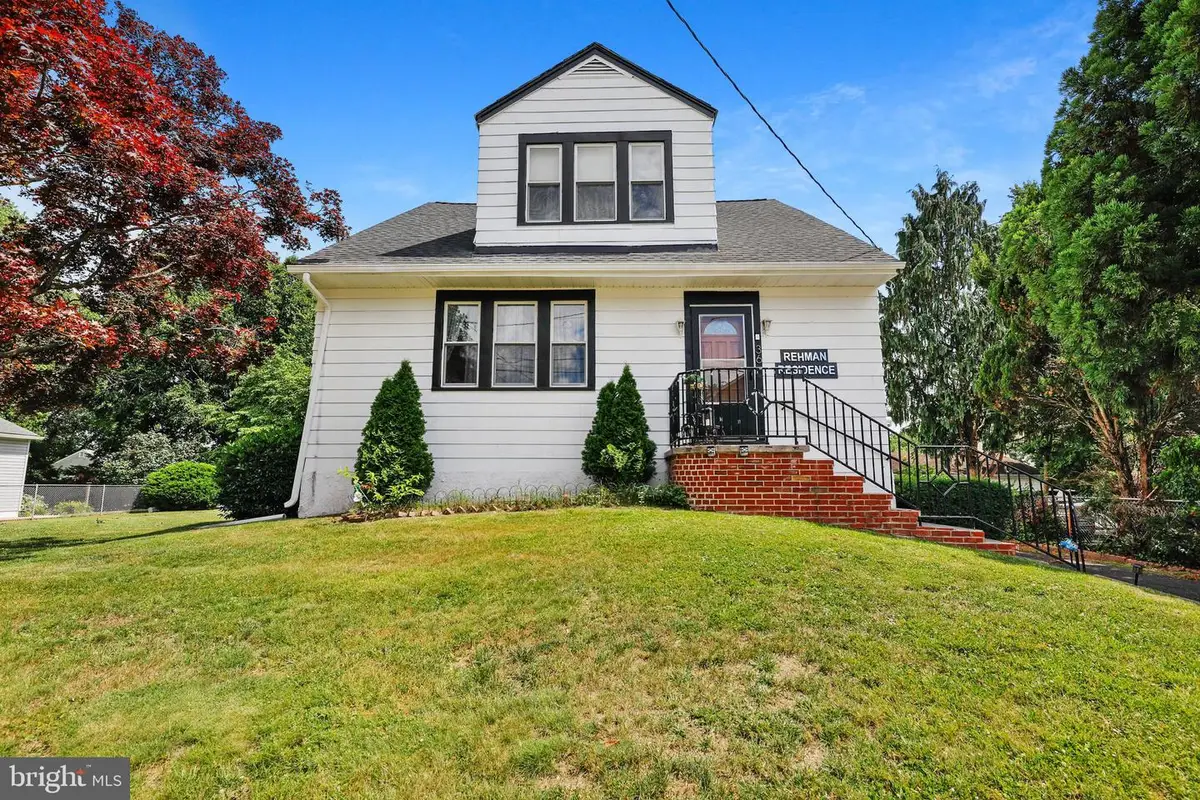 36 Apple Ave, Bellmawr, NJ 08031 - #1