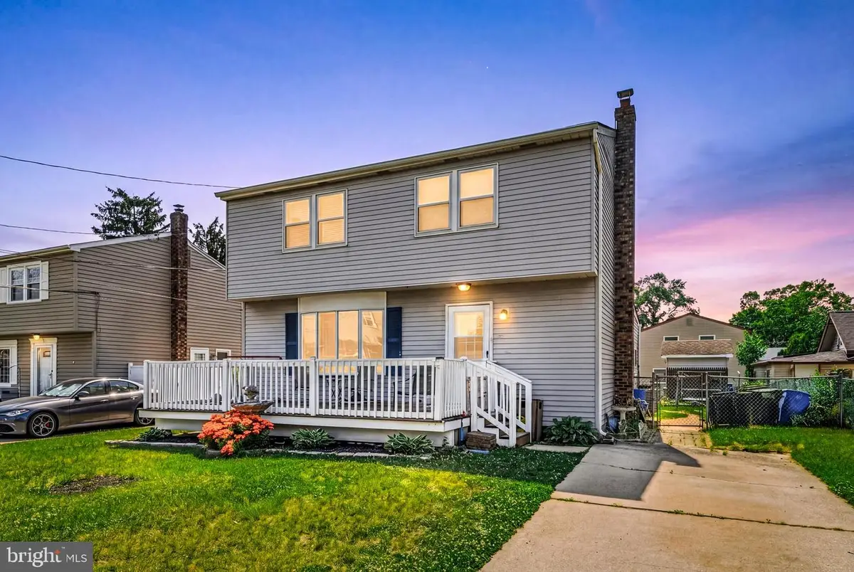 124 Dobbs Ave, Bellmawr, NJ 08031 - #1