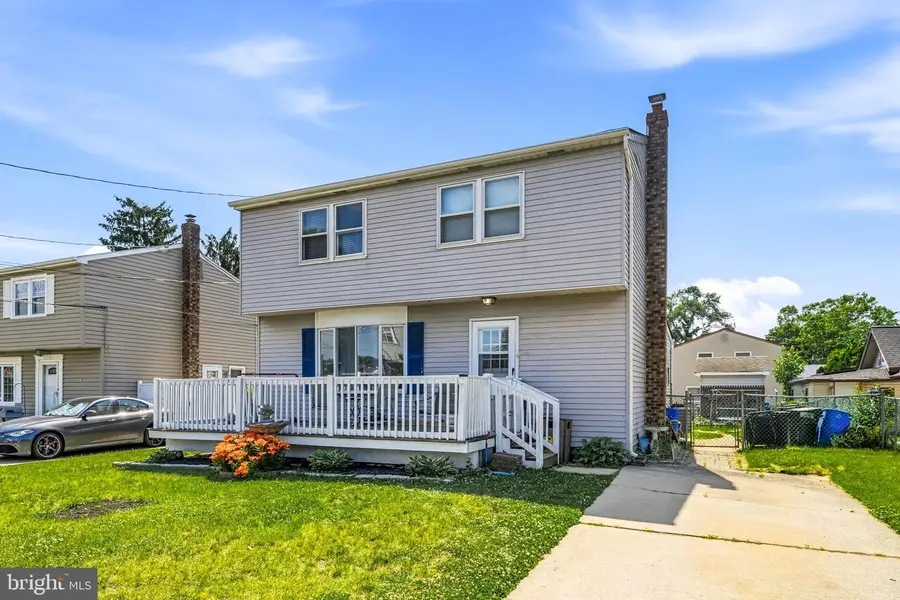 124 Dobbs Ave, Bellmawr, NJ 08031 - #2