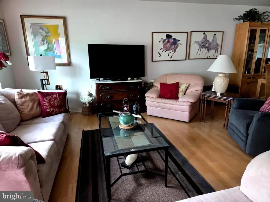 59 Wynnewood Dr, Voorhees, NJ 08043 - #3