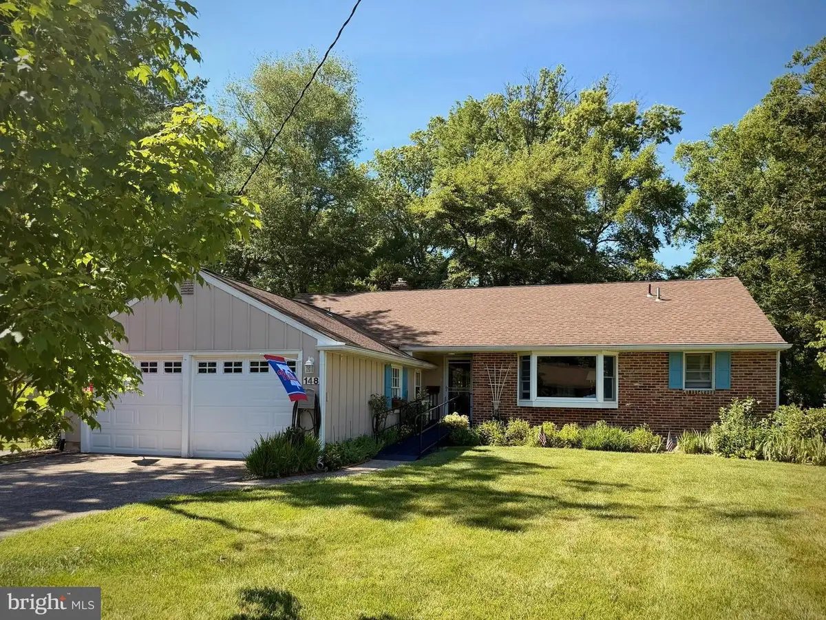 148 Westover Dr, Cherry Hill, NJ 08034 - #1