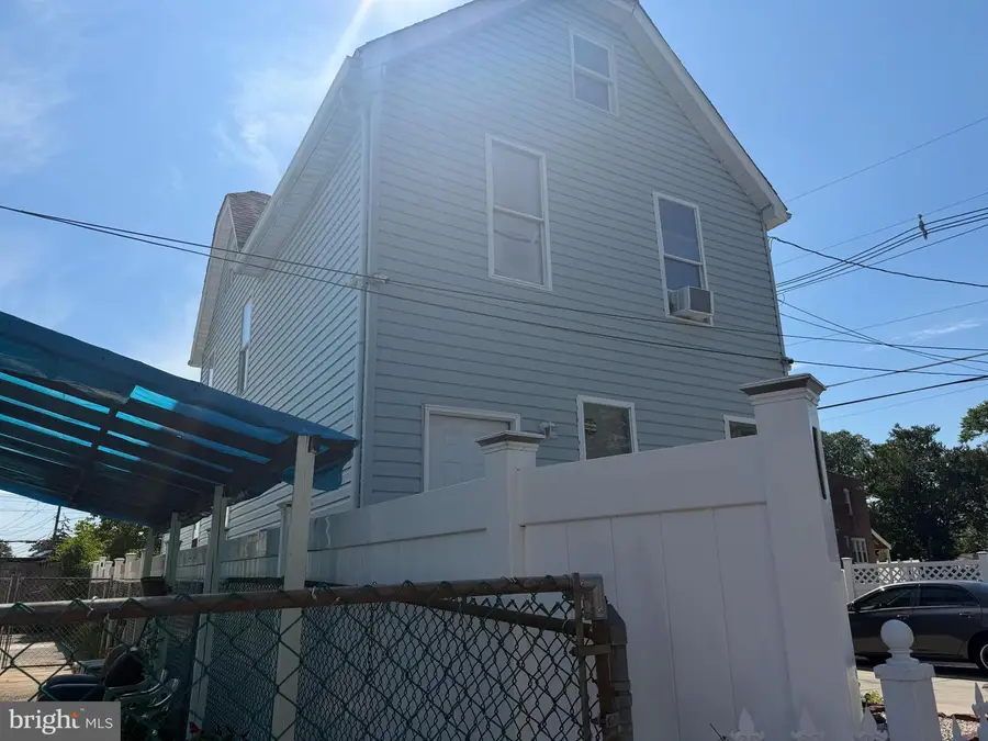 106 S 36th St, Camden, NJ 08105 - #3