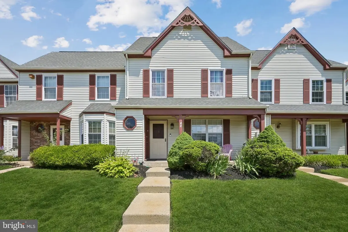 309 Knoll Dr, Blackwood, NJ 08012 - #1