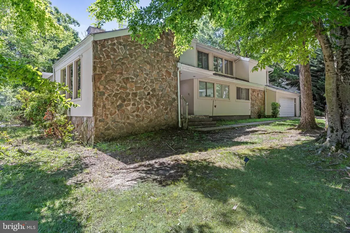 536 Heartwood Dr, Cherry Hill, NJ 08003 - #1