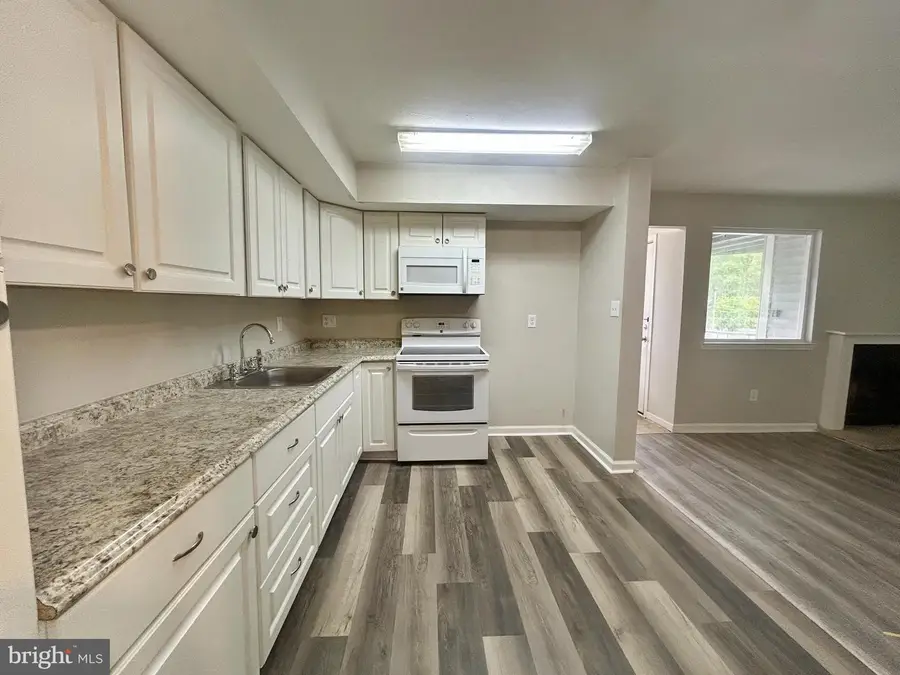 701 Abbey Ct, Sicklerville, NJ 08081 - #2