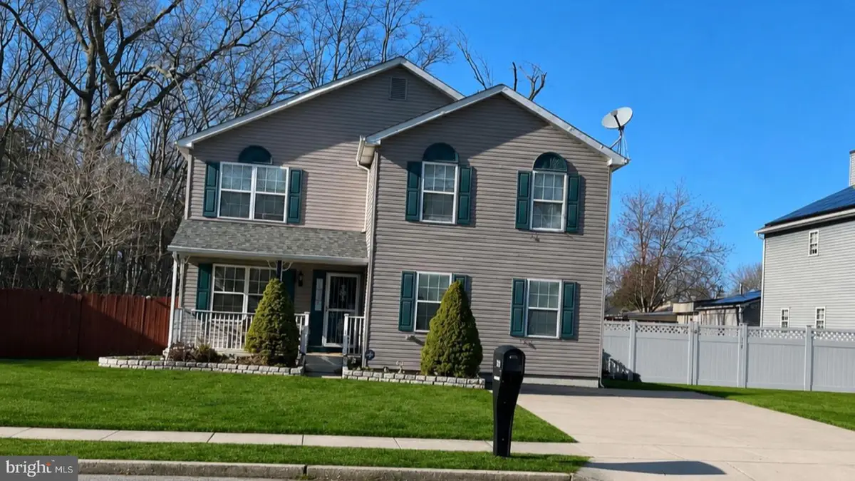 216 Franklin Ave, Berlin, NJ 08009 - #1