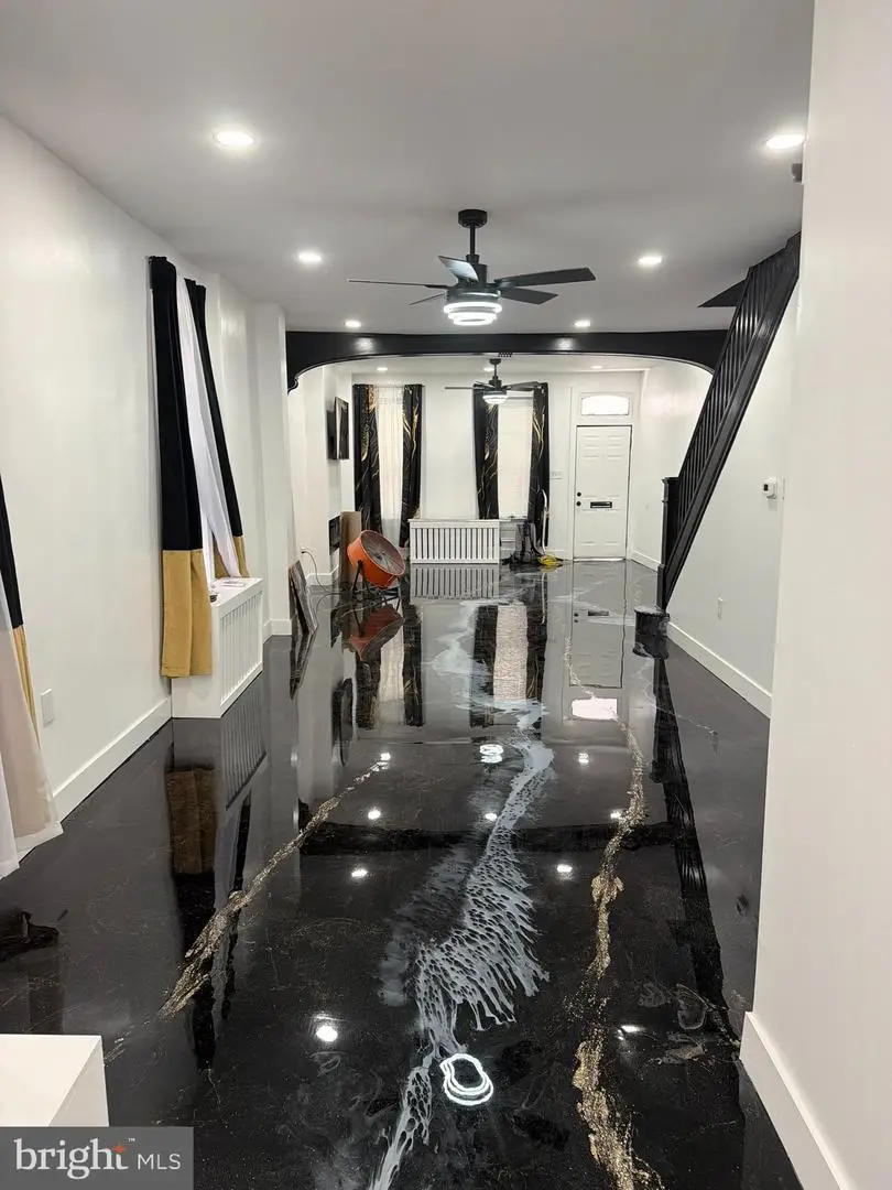 323 Chestnut St, Camden, NJ 08103 - #3