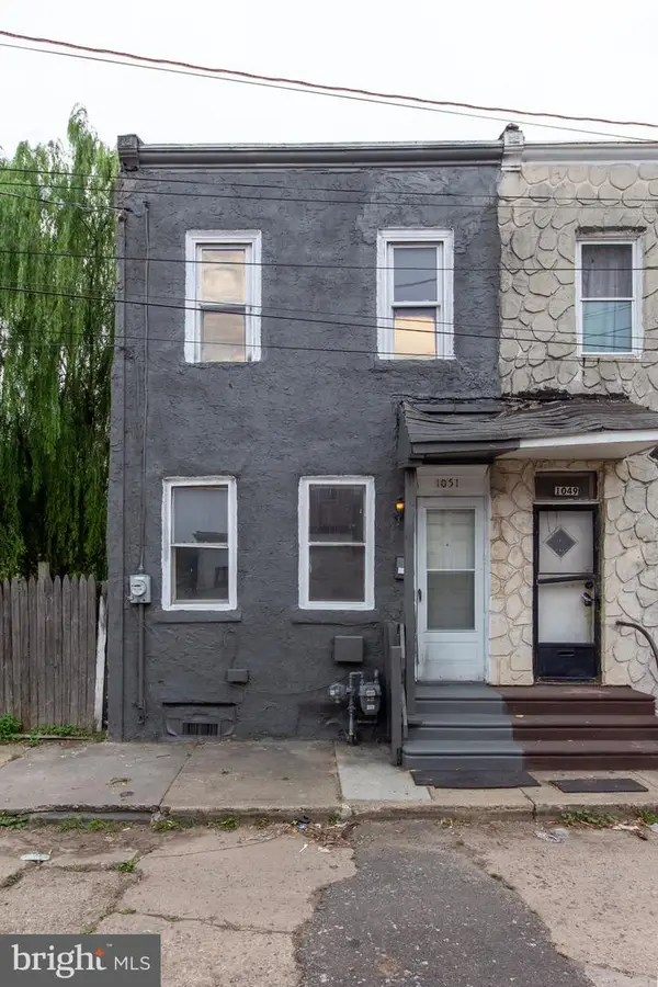 1051 Diamond St, CAMDEN, NJ 08103