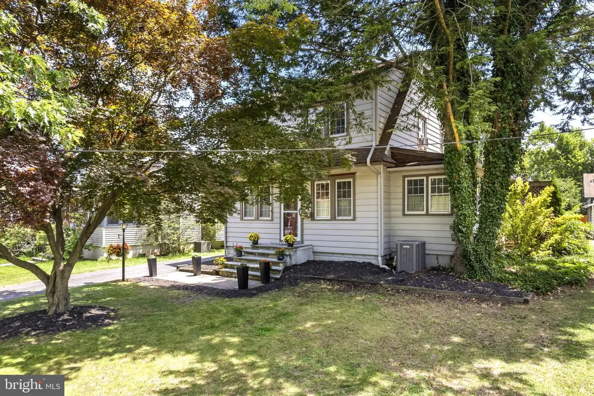 256 Rhoads Ave, Haddonfield, NJ 08033 - #1