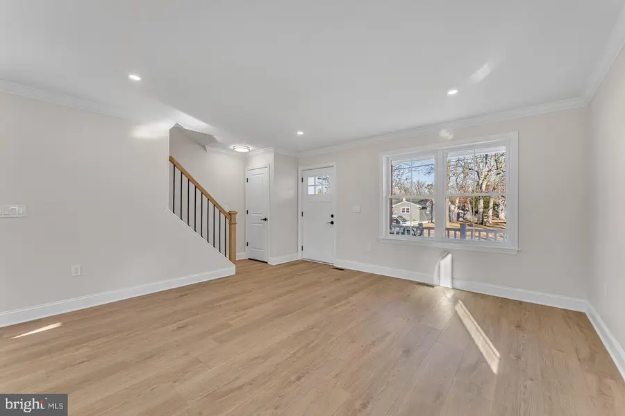 58 E Buttonwood Ave, Clementon, NJ 08021 - #3