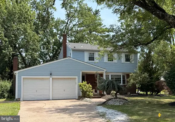200 Roanoke Rd, CHERRY HILL, NJ 08003