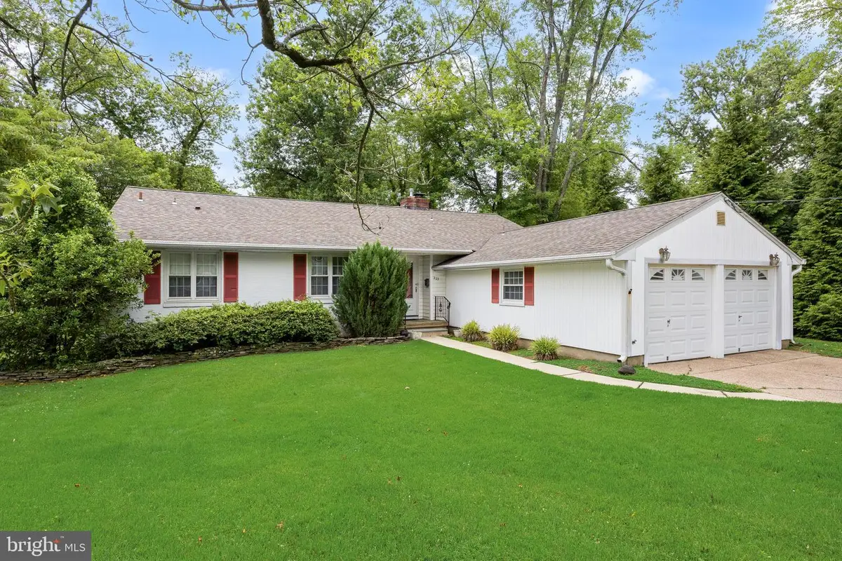223 Dickens Ct, Cherry Hill, NJ 08034 - #1