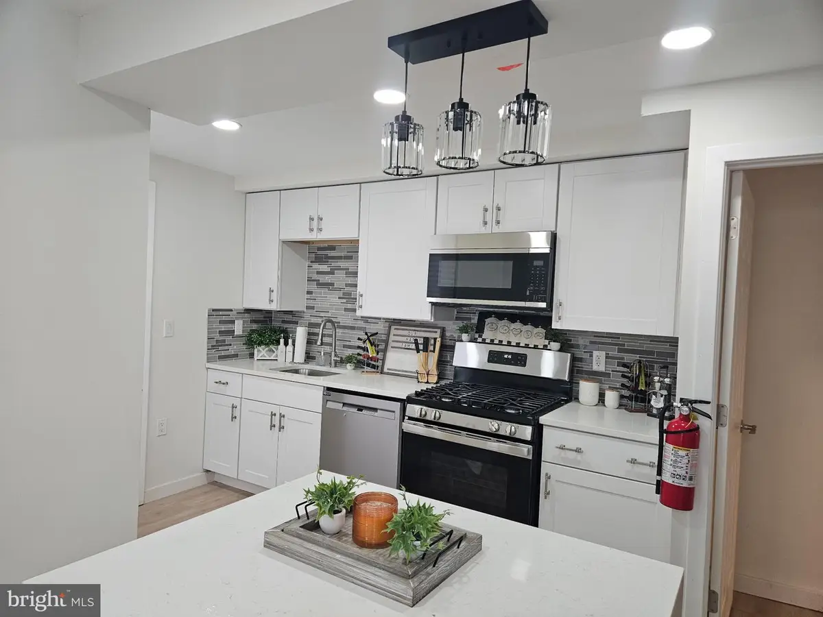 1404 Roanoke Rd, Camden, NJ 08104 - #1
