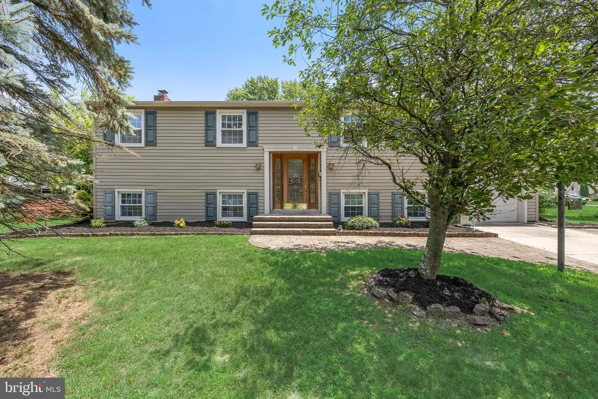83 Lincoln Dr, Clementon, NJ 08021 - #1
