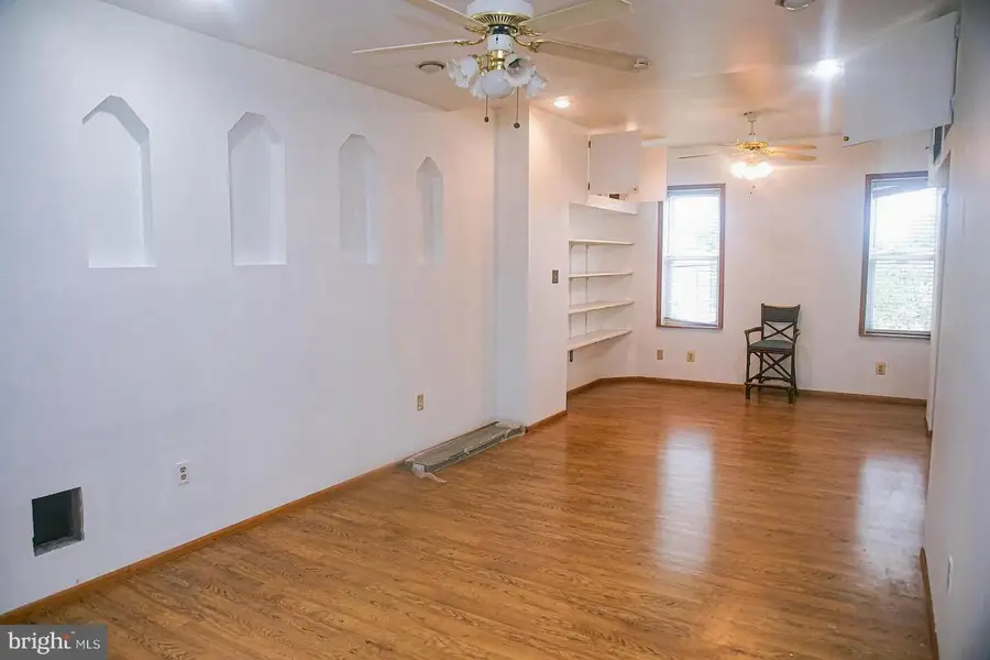 767 Line St, Camden, NJ 08103 - #3