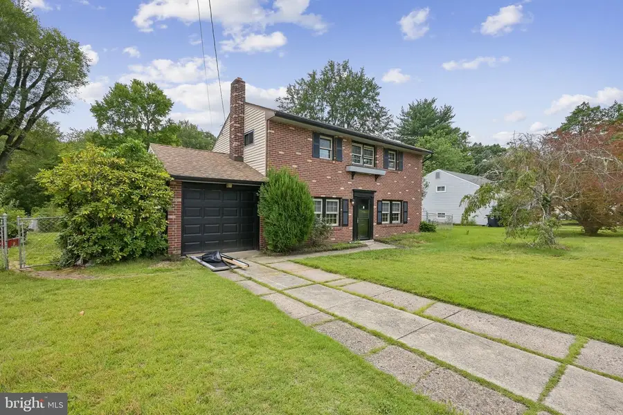 2310 S Cuthbert Dr, Lindenwold, NJ 08021 - #2