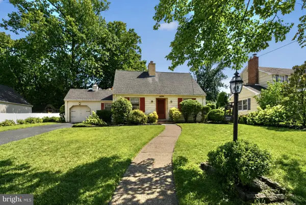 220 Hickory Ln, HADDONFIELD, NJ 08033