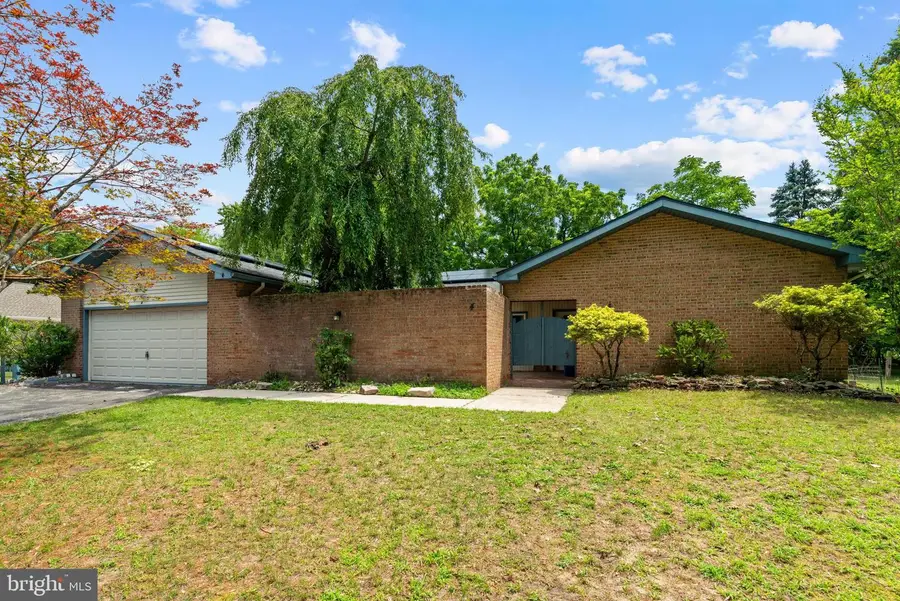 4 Steven Dr, Voorhees, NJ 08043 - #3