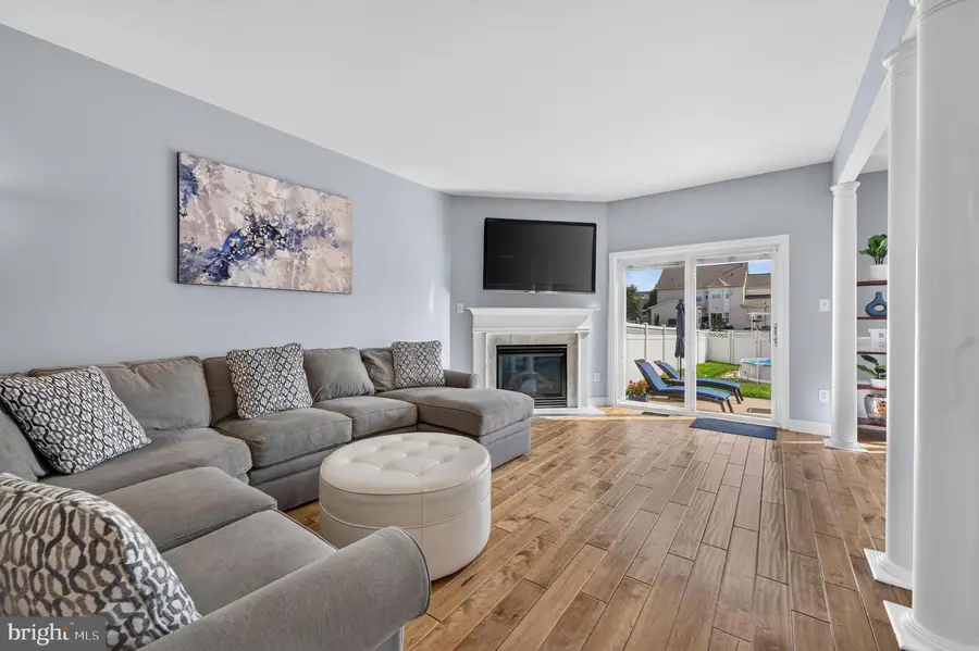 8 Zion Dr, Berlin, NJ 08009 - #3