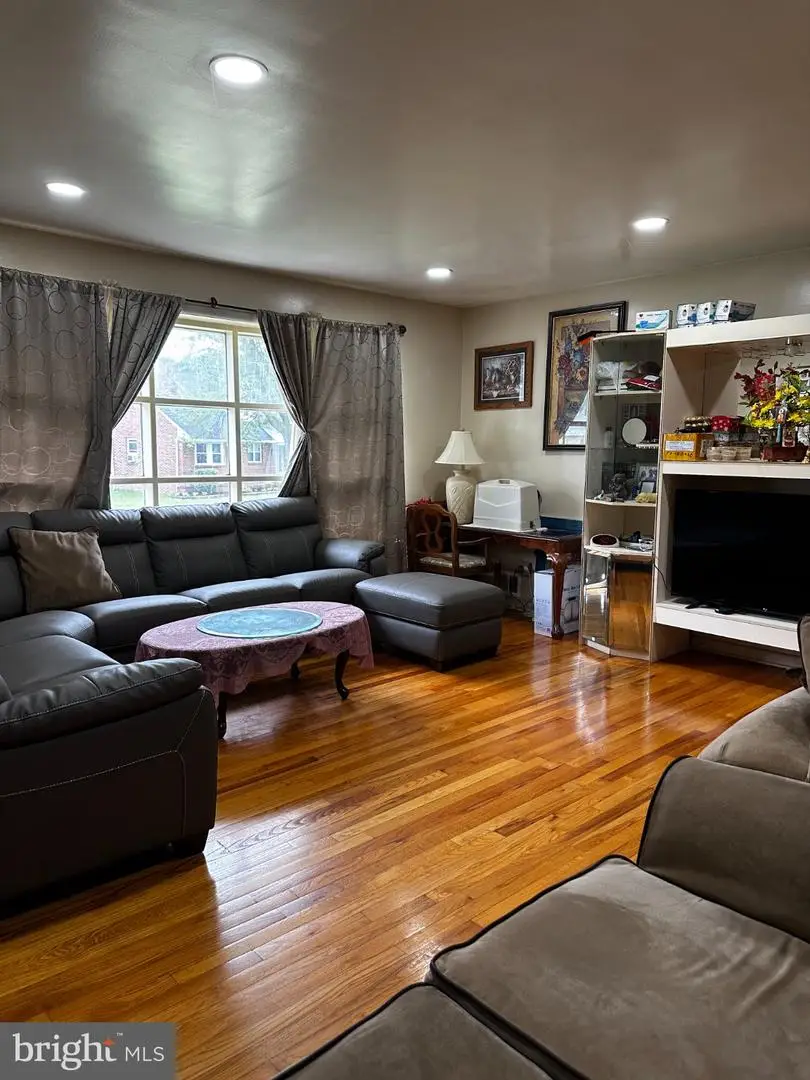4210 Garden Ave, Pennsauken, NJ 08109 - #2