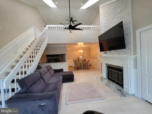 1916 The Woods Ii, CHERRY HILL, NJ 08003