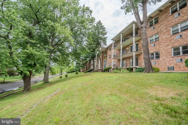 201 W Cuthbert Blvd #d50, HADDON TOWNSHIP, NJ 08107