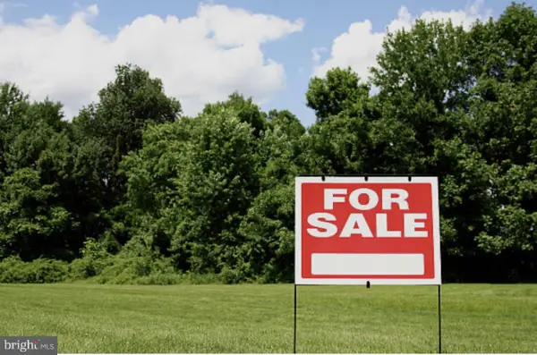 4 Front St N, GLENDORA, NJ 08029
