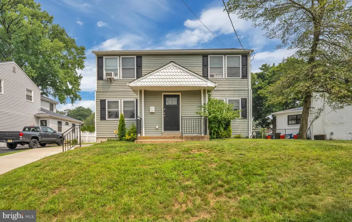 209 Briarwood Ave, Haddonfield, NJ 08033 - #1