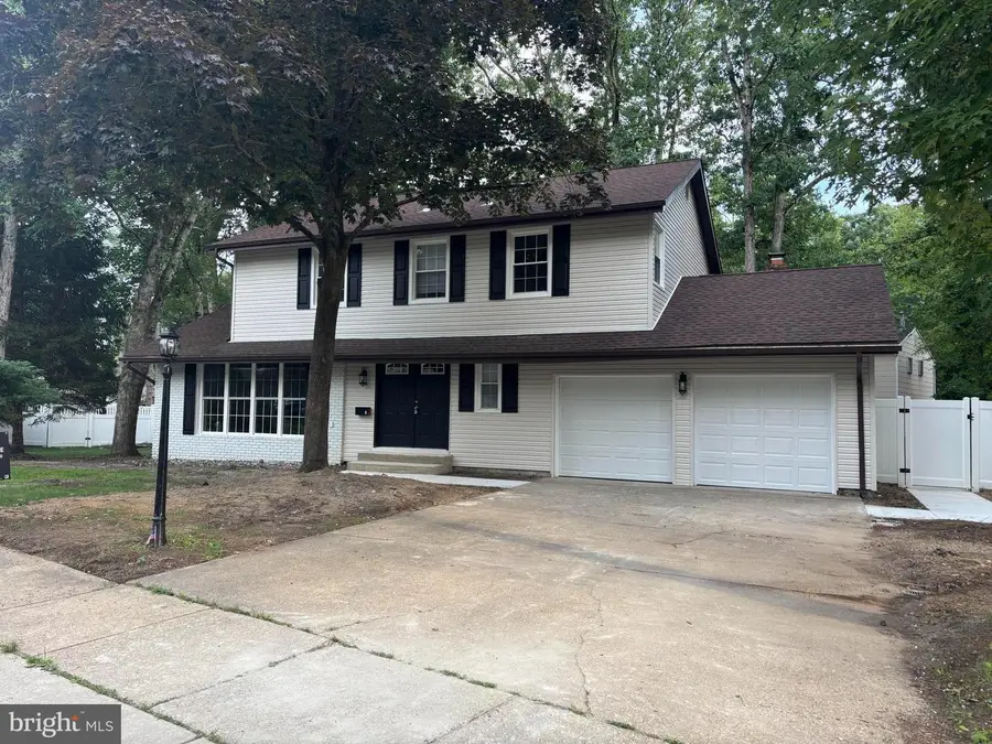 8 Villanova Ct, Berlin, NJ 08009 - #3