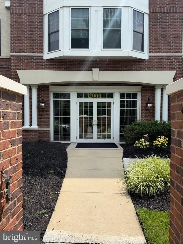 2032 Crescent Way, CHERRY HILL, NJ 08002