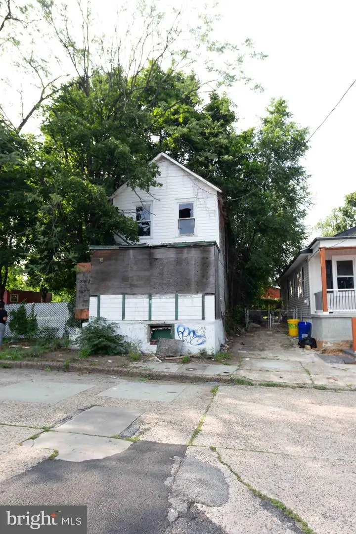 2835 Tyler St, Camden, NJ 08105 - #1