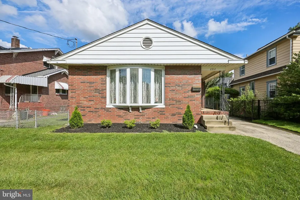 202 Stratford Ave, Haddon, NJ 08108 - #1