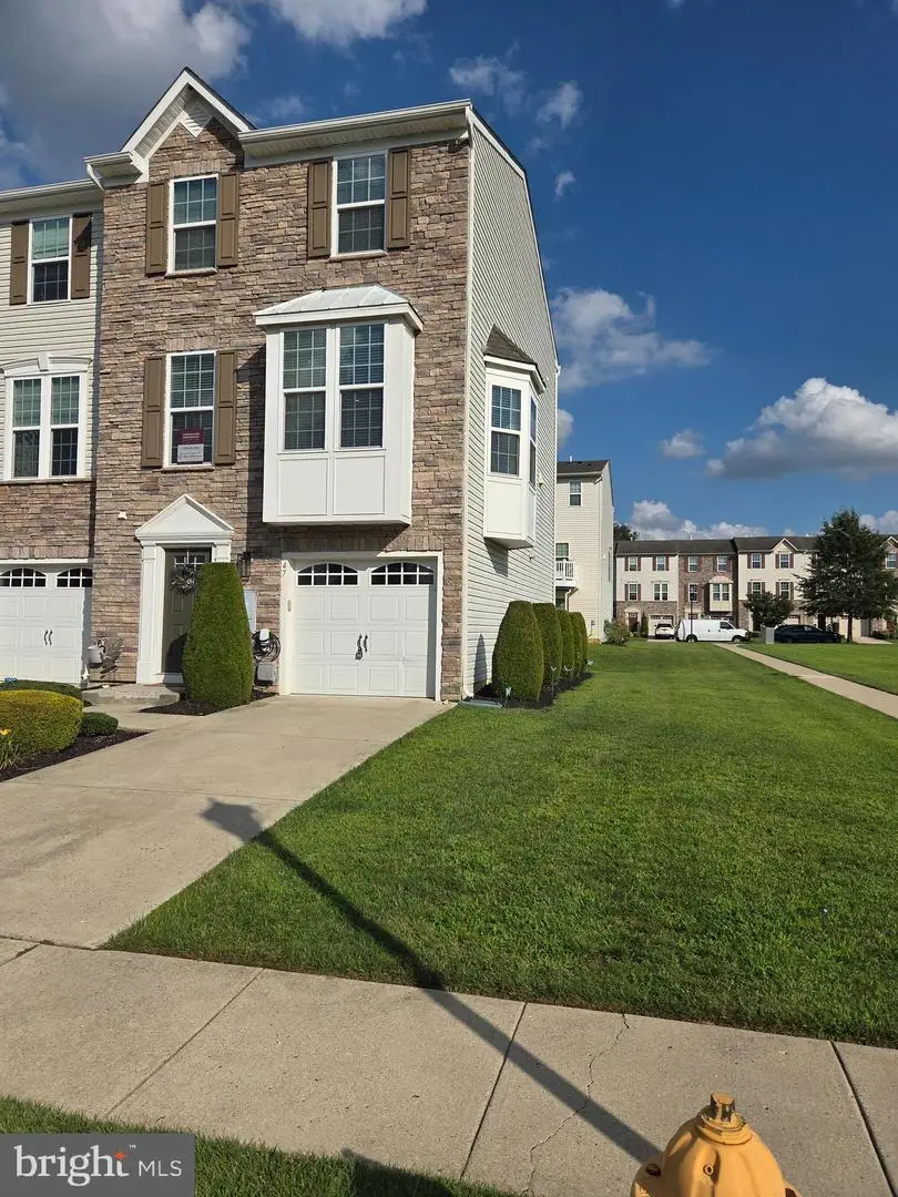47 Village Green Ln, Sicklerville, NJ 08081 - #2