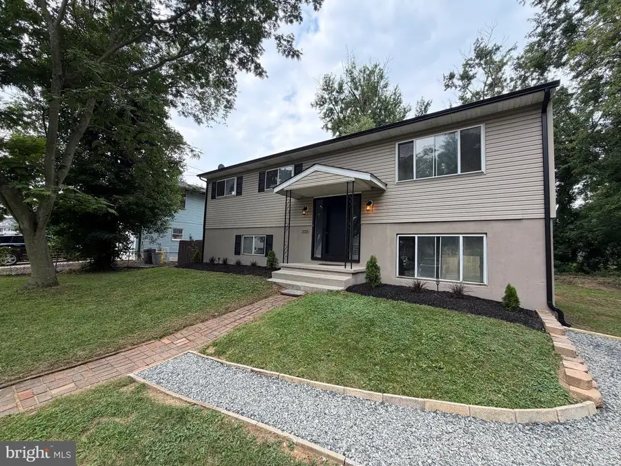 3229 Howard Ave, Pennsauken, NJ 08109 - #2